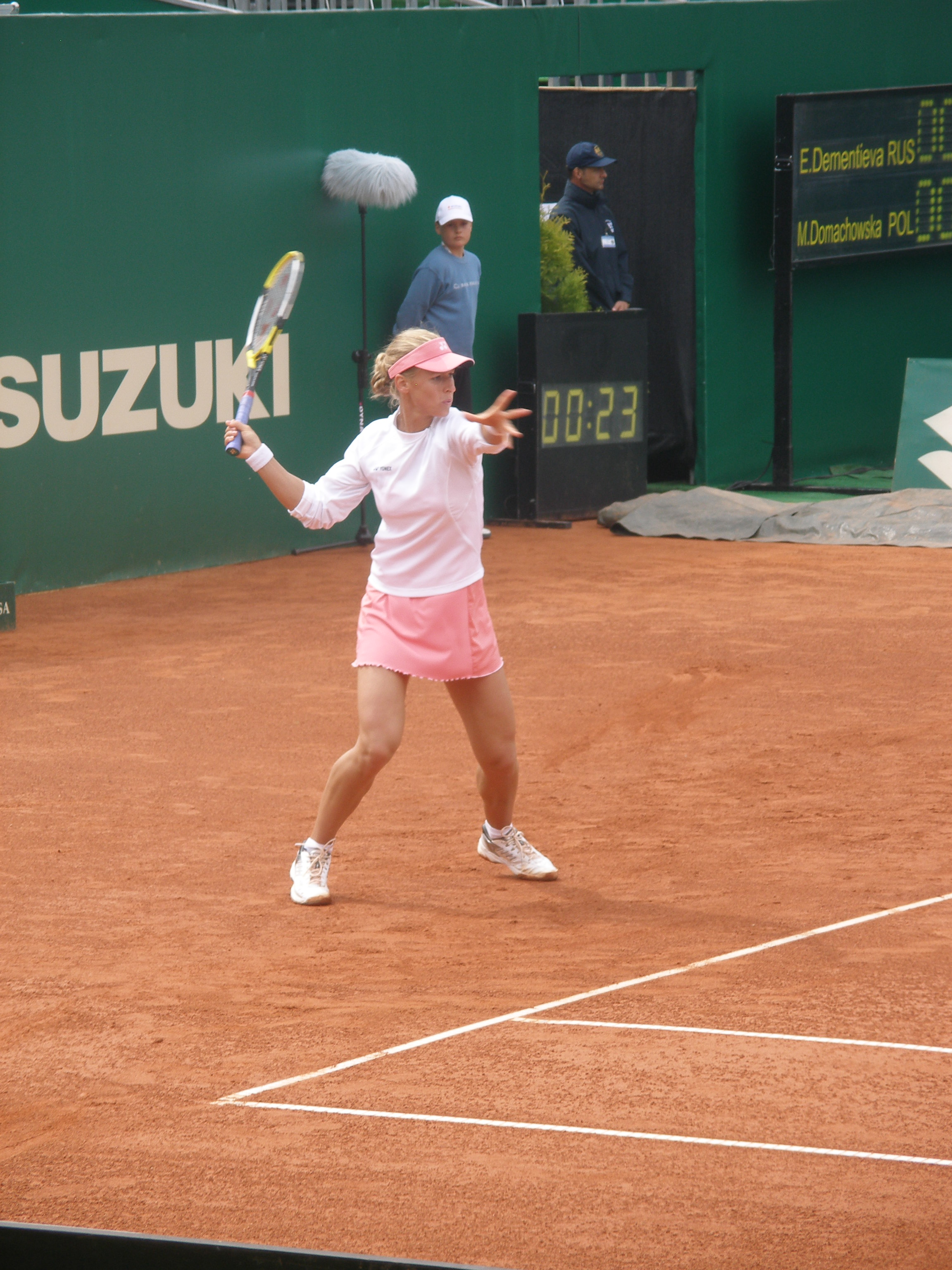 Prawidłowe wykonanie uderzenia forhendowego w tenisie